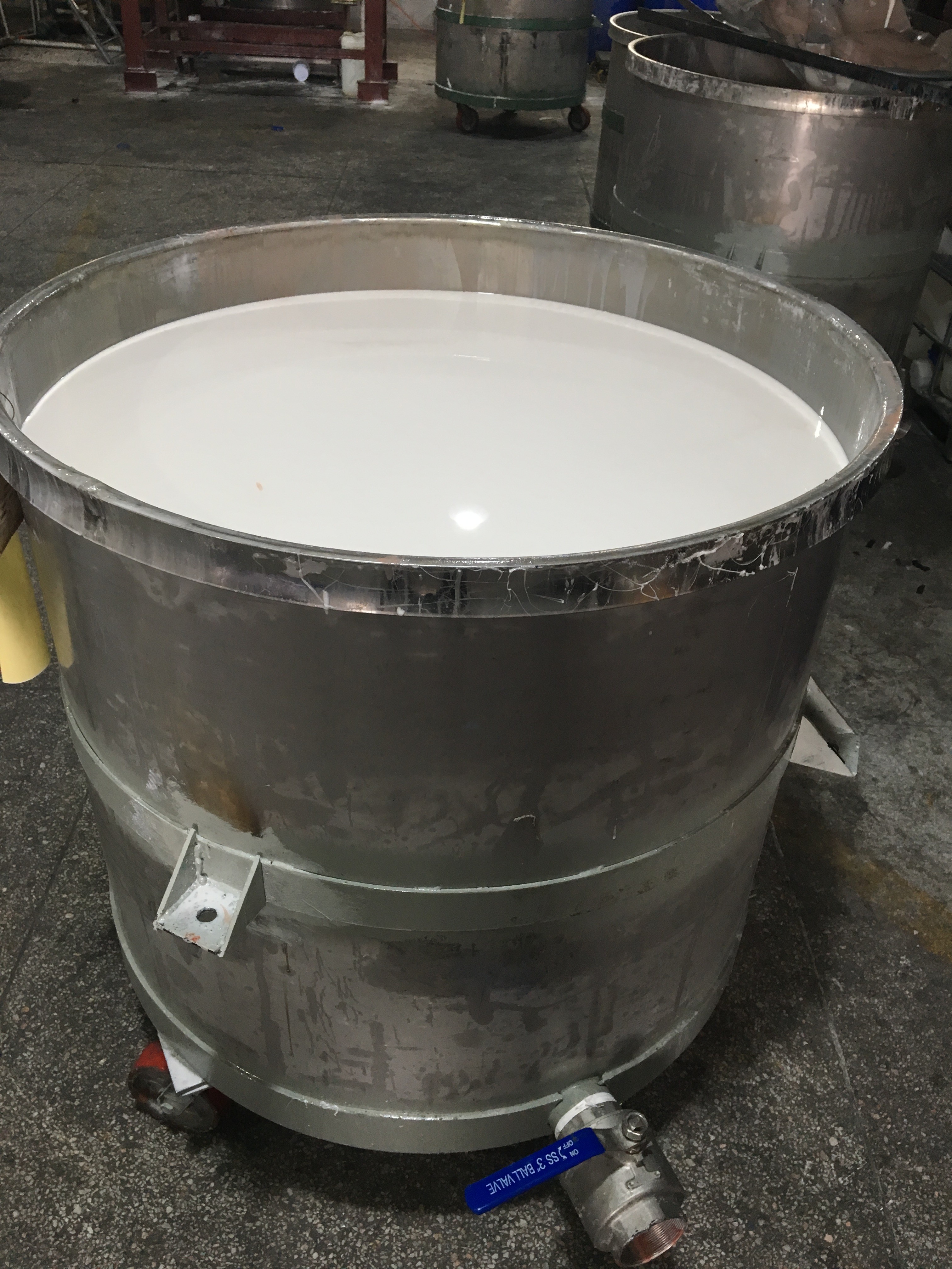  液體硅膠中的軟膠和硬膠有何優(yōu)點(diǎn) ？